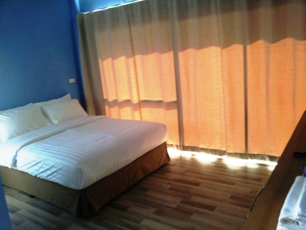 Nantra Hua Hin Hotel Bagian luar foto